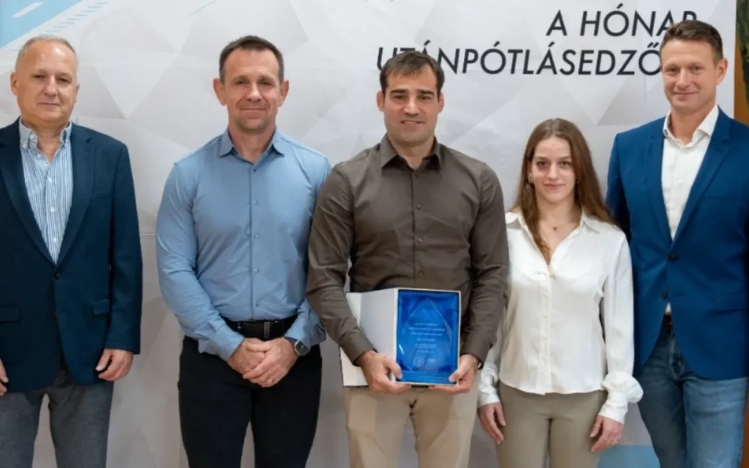 Neu Gábor cselgáncstréner A hónap utánpótlásedzője szeptemberi díjazottja