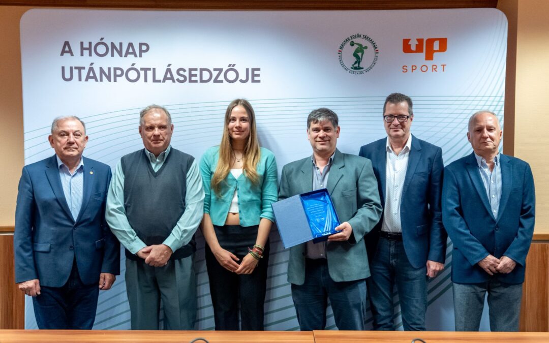 Kovács Attila vívótréner A hónap utánpótlásedzője áprilisi díjazottja