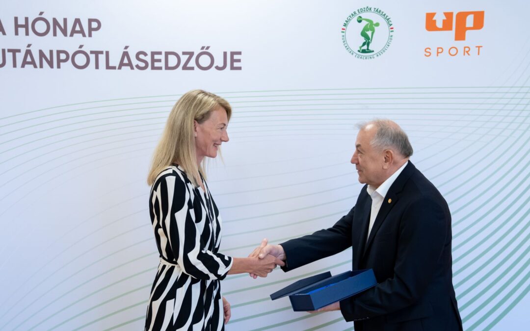 Márián Blanka kézilabdatréner A hónap utánpótlásedzője júniusi díjazottja