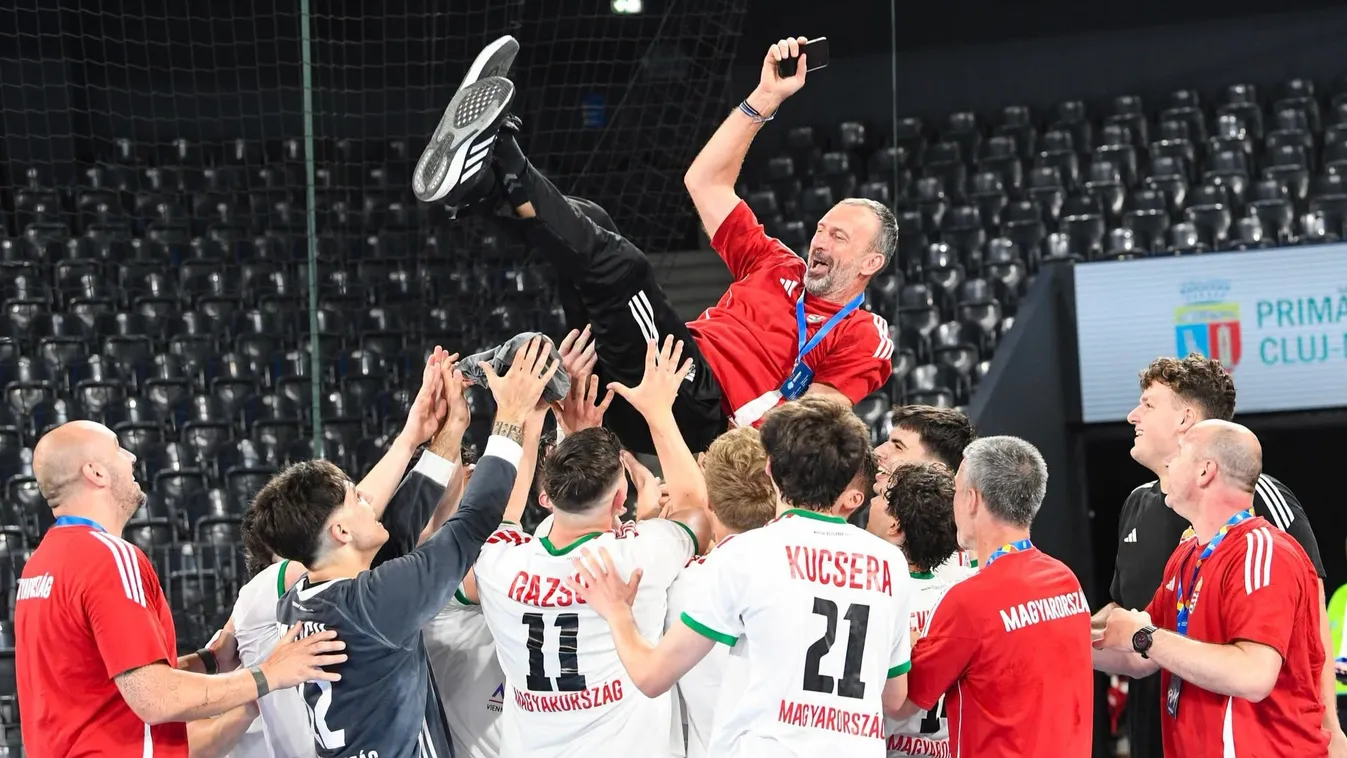 S&oacute;tonyi L&aacute;szl&oacute;: Egy kis dac is volt benn&uuml;nk