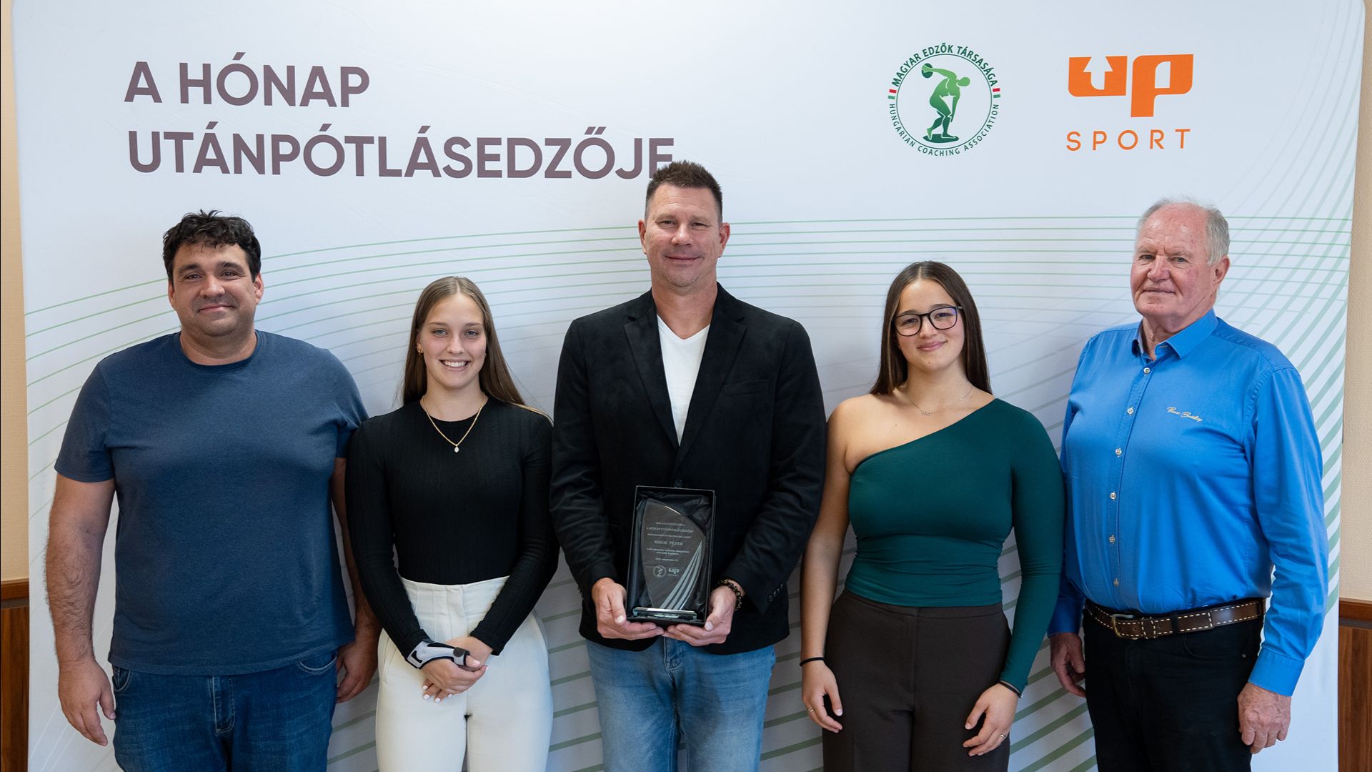 Biros Péter vízilabdatréner A hónap utánpótlásedzője augusztusi díjazottja