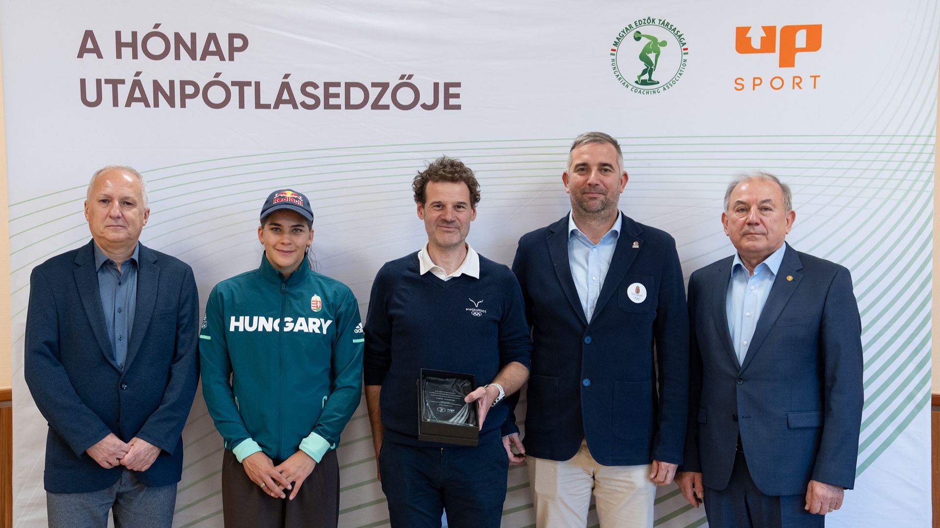 Cser Gábor triatlontréner A hónap utánpótlásedzője szeptemberi díjazottja